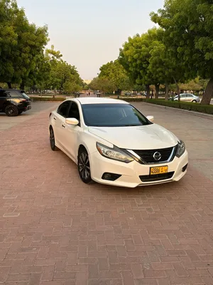 Used Nissan Altima in Al Batinah