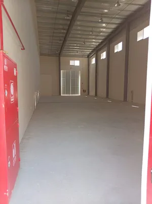 مستودعات للبيع