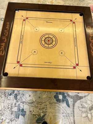 طاوله كيرم