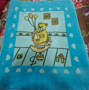 Used baby blanket, in very good condition. zip at the side too. size: 80×95 cm weight: 500 G