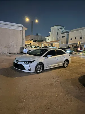كورولا نص فل 2025