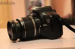 Canon EOS 550D – ياباني نسخة خليجي – بحالة ممتازة ومعاها كل حاجة