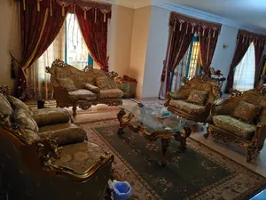 صالون ذهبي