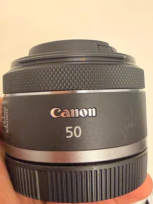 عدسة canon 50 جديدة
