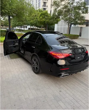 Mercedes-Benz C 300 AMG 4MATIC 2024 full option
