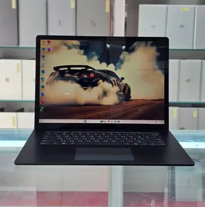 Microsoft surface laptop 3 i7 processor 16gb Ram 512gb SSD Nvme Touchscreen and 2k resolution displa