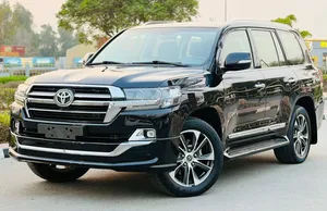 تويوتا لاند كروزر GXR V6  كراند تورينك 2020 خليجي صبغ وكاله نظيفة جدا بدون حوادث