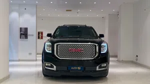 GMC يوكن دينالي 2017 لون اسود للبيع