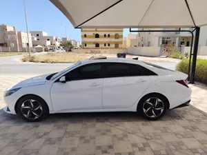 Used Hyundai Elantra in Dhofar