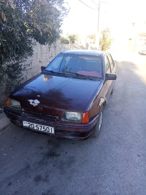 اوبل كديت 1990