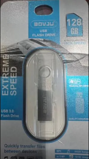 Usb flash original 128 GB 15 pieces original Now 30 price 60 Dh