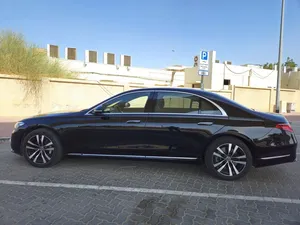 Mercedes-Benz S500 4MATIC 2024 - GCC - Gargash service contract