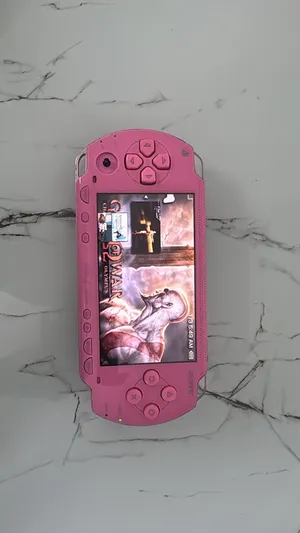 جهاز PSP 1000 نظيف جدًا ومايشتكي من شي