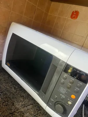 مايكرويف لون ابيض