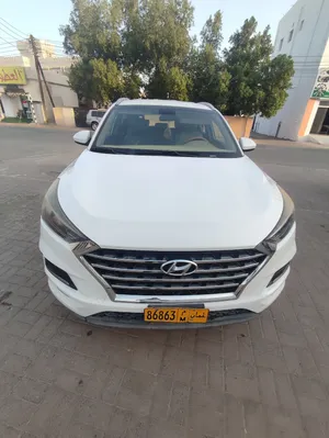 سيارة توسان 2019 GLS بداخل أبيض ومميزات أوروبية مع تأمين مرخصة
