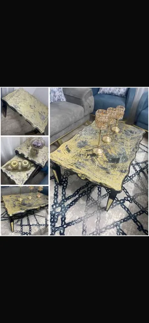 طاولة وسط مع سيرفيس