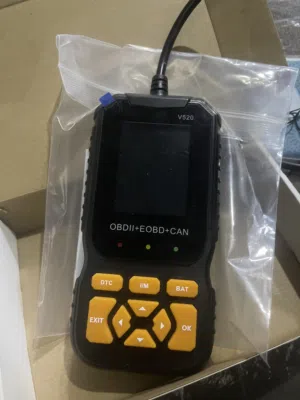 جهاز obd2 فاحص ومشخص الاعطال السيارات جديد اصلي لا يحتاج الى بطاريه او شحن سهل الاستخدام ومفيد جدا .