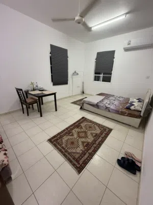 a room of a private flat which is located in an apartment 3rd floor. (Wifi+water+electricity)