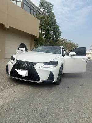 Used Lexus IS in Sharjah