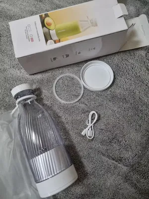 Portable Electric USB Juicer Blender 500ml with LED Display - Brand New