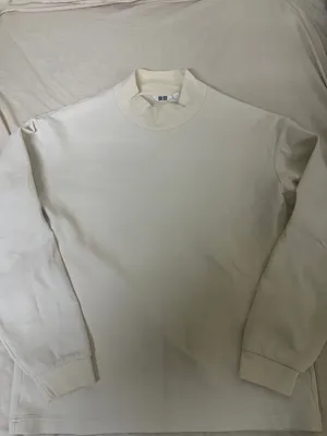 UNIQLO U تيشيرت رجالي أكمام طويلة Mock Neck مقاس m
