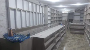 محمص وعطارة مجهز بالكامل مع ديكور ومعدات للببع مرج الحمام الشارع الرئيسي مقابل مطعم الحنايين