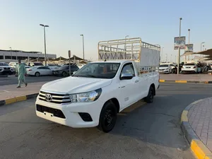هيلوكس 2023 جير عادي  4x2