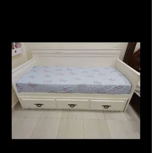 Day bed for Sale without mattress