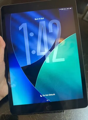 Apple iPad 9 64 GB in Amman