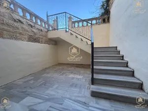 شقة / للايجار / شبه ارضي / مدخل مستقل / ترس خارجي / 3 نوم / ضاحية الرشيد