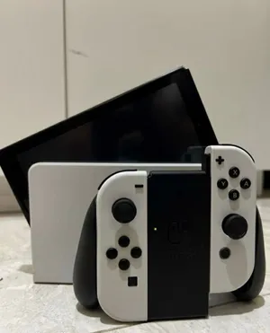 تبديل ميتا كويست 3s للبيع: جهاز نتيندو سويتش (Nintendo Switch) بحاله ممتازه جدا