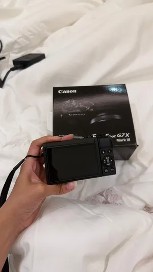 Canon G7X Mark III Vlogger Kit – شبه جديدة