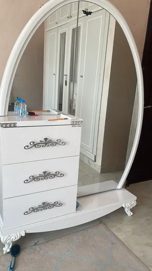 اثاث مستعمل ممتاز ابيض غرفة متكاملة