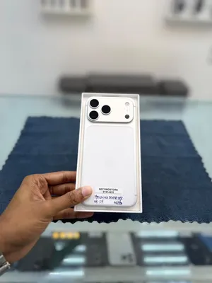 iPhone 17 Pro Max 256 GB Good and awesome device available at affordable price