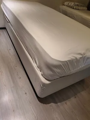Two -single American bed