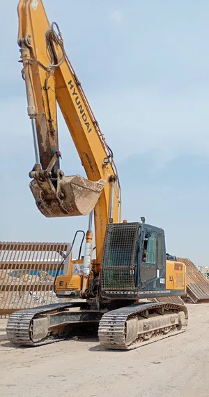 بوكلين هونداي 220 للايجار اليومي والشهري