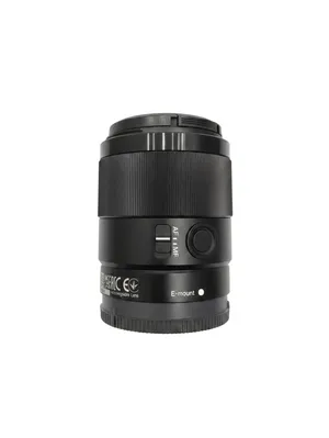 Sony FE 35mm F1.8 SEL35F18F Full-Frame Lens + Protective Case