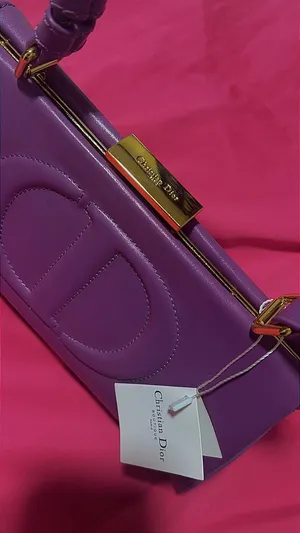 شنطه يد dior حجم m موديل 2026