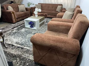 طقم صوفا بيد 8 مقاعد ثلاثيه وثنائيه وثلاث مفارد