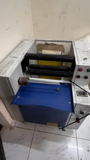 للبيع ماكينة لف متعددة الاستخدام للسفر والورق والبلاستيك، بحالة ممتازة ونظيفة وجاهزة للعمل