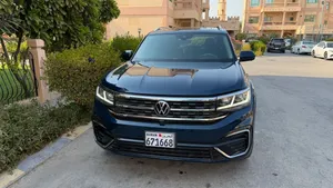volkswagen-teramont-r-line-2023-under-warranty-and-service-package-till-2028