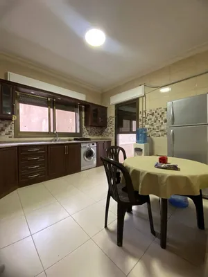 شقة غرفتين نوم فاخرة قرب كوزمو قرب السابع -luxury two-bedroom apartment near Cozmo Seventh Circl