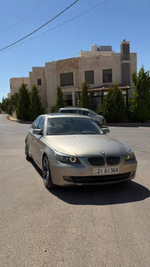 بي ام دبليو 520i 2008 للبيع