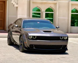 دوج تشالنجر كوبيه    موديل 2018 عليه كت SRT  6 سلندر 3.6L