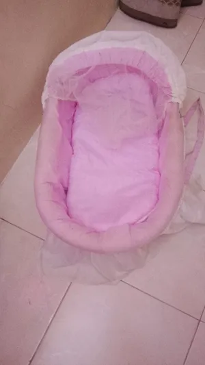 سرير اطفال بنات