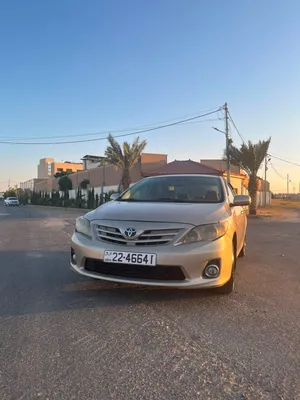 تويوتا كورولا 2013 GLI صالون سيدان نظيفة بمواصفات يابانية ماتور 1600