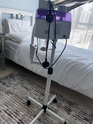 Professional Facial Steamer + Magnifying Lamp – Like New