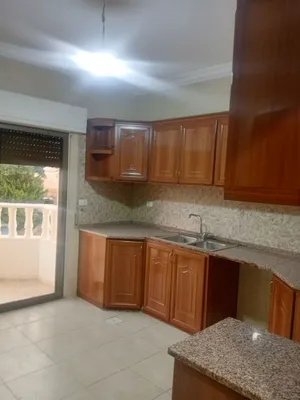 شقه سكنيه للبيع الجبيهه حي البلديه