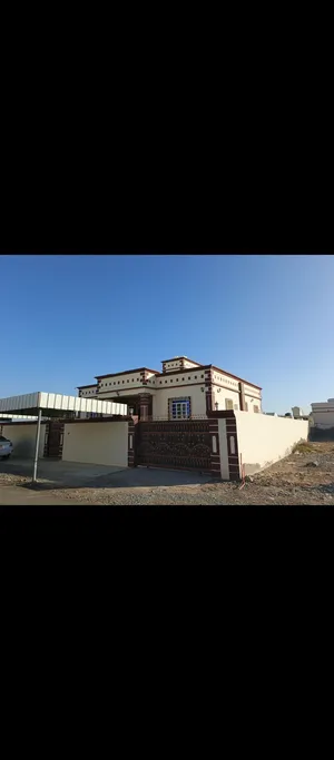 218 m2 3 Bedrooms Townhouse for Sale in Al Batinah Al Masnaah