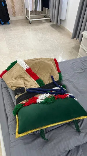 سرج عربي تقليدي فخم ومتكامل